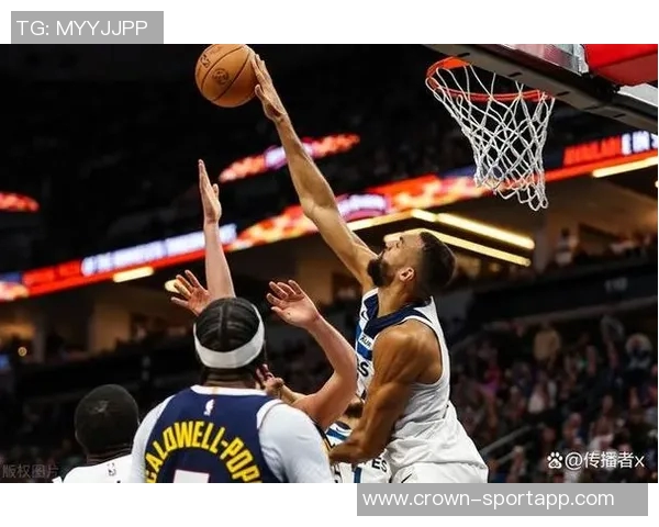 芬奇谈戈贝尔缺席第四节防守困境球队内线失守亟需调整策略