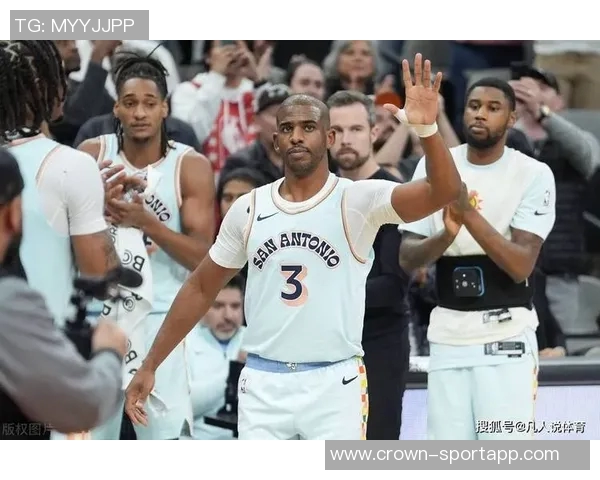 保罗的精彩表现助力马刺重回巅峰球场荣耀再现 保罗的精彩表现助力马刺重回巅峰球场荣耀再现